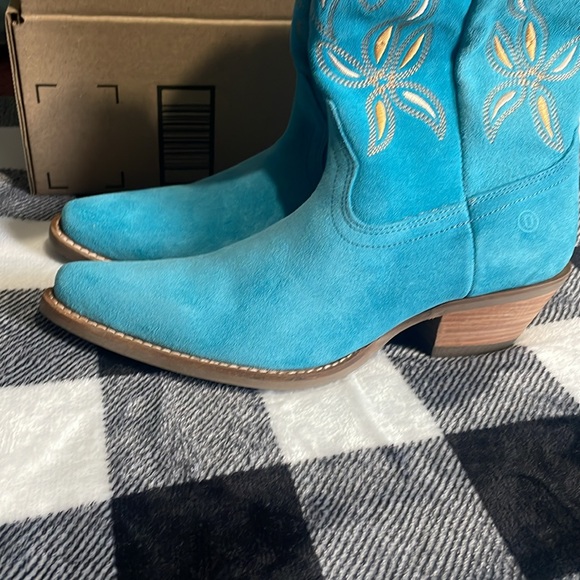 Dingo boots. - Picture 3 of 9